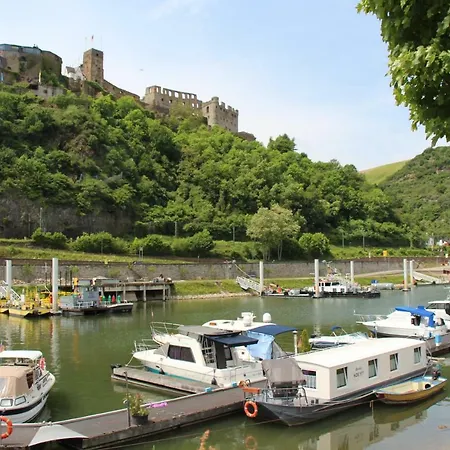 ספינת מלון Hausboot Bounty *