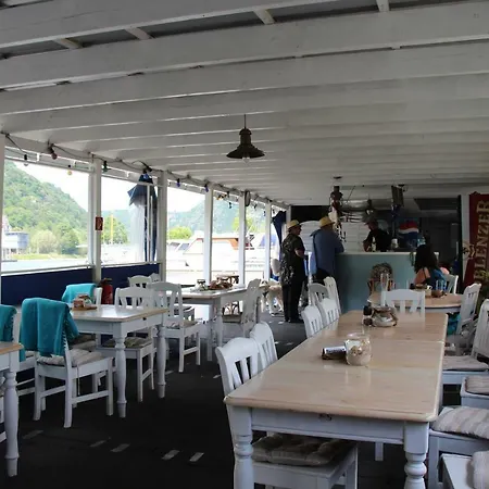 Hausboot Bounty