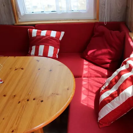 بوتيل Hausboot Bounty