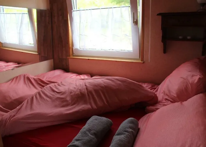 Hausboot Bounty Botel